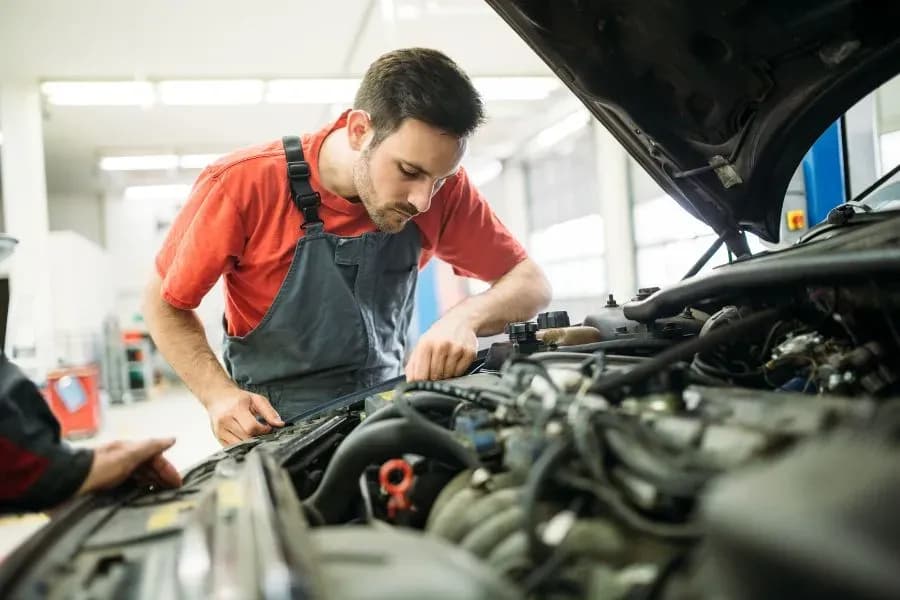 Wohnwagenreparatur 